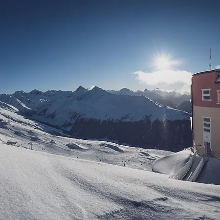 Joseph's House By Mountain Hotel