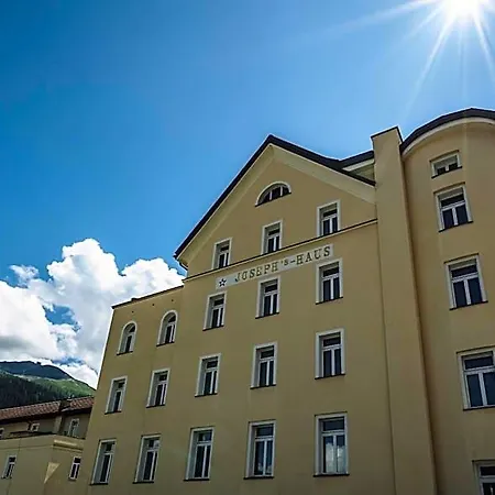 Joseph's House By Mountain 3*